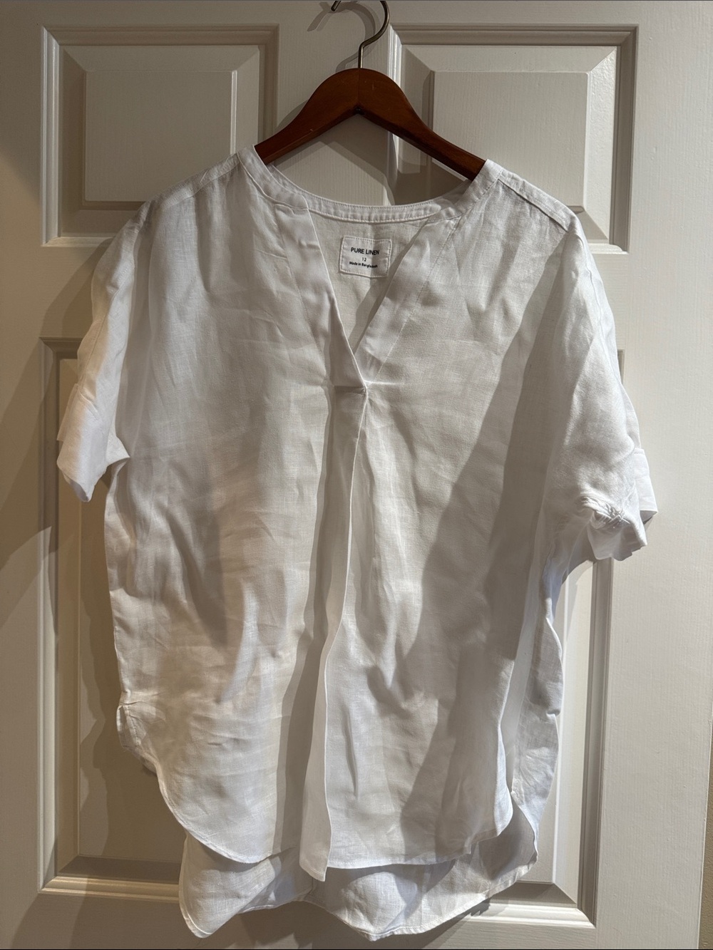 Women's White V-Neck Short Sleeve Blouse